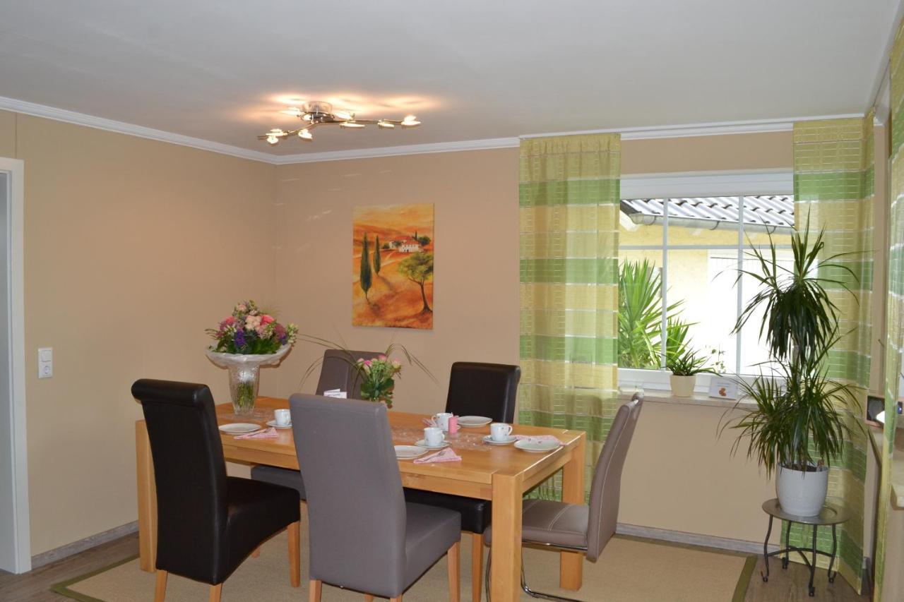 Bei Den Geissens Apartamento Aldersbach Exterior foto