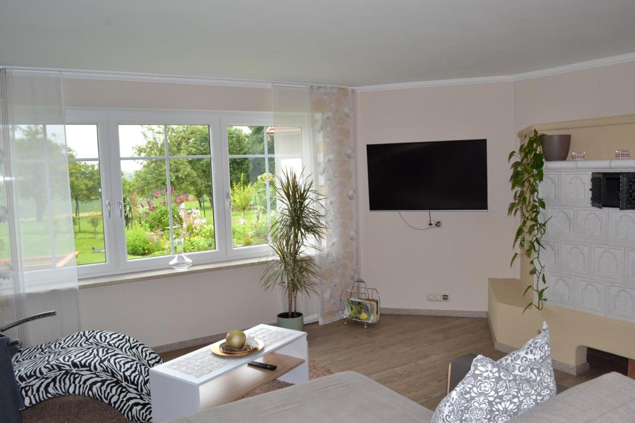 Bei Den Geissens Apartamento Aldersbach Exterior foto