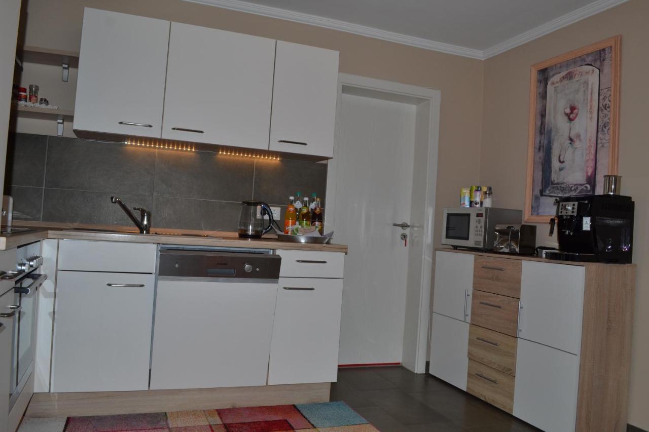 Bei Den Geissens Apartamento Aldersbach Exterior foto