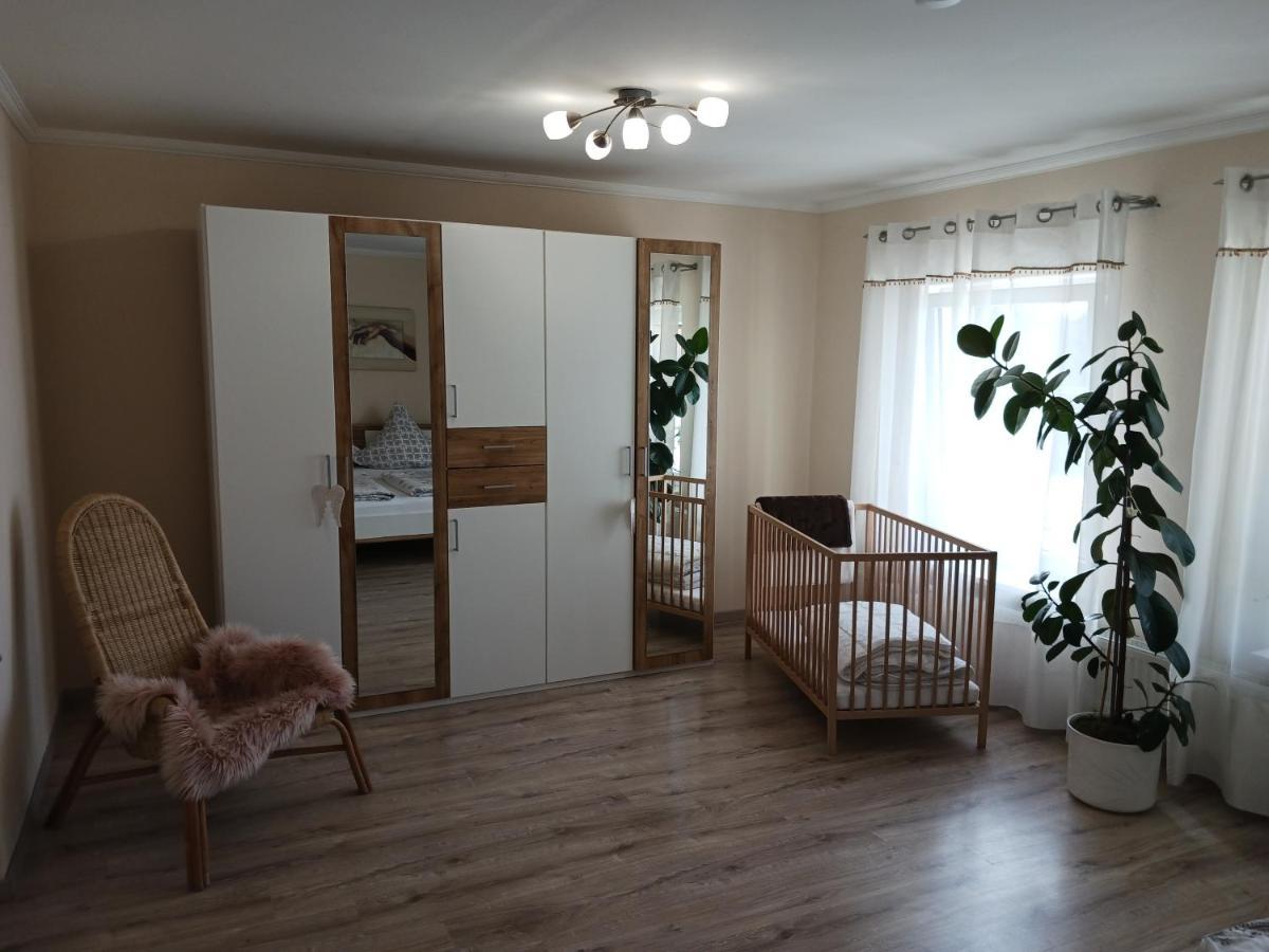 Bei Den Geissens Apartamento Aldersbach Exterior foto